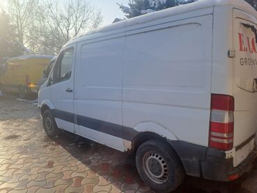 Легкий грузовой транспорт: Легкий грузовик, Mercedes-Benz, Стандарт, 2 т, Б/у at lalafo.kg — 15 Легкий грузовой транспорт: Легкий грузовик, Mercedes-Benz, Стандарт, 2 т, Б/у — 15