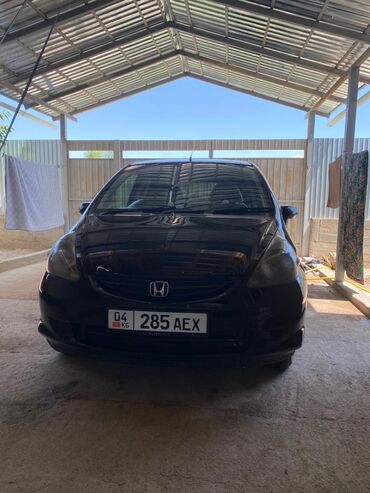 срочно продать машину: Honda Fit: 2003 г., 1.5 л, Вариатор, Бензин, Хэтчбэк