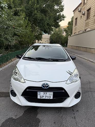 Toyota Aqua: 1.5 l | 2016 il Hetçbek lalafo.az -da Toyota Aqua: 1.5 l | 2016 il Hetçbek