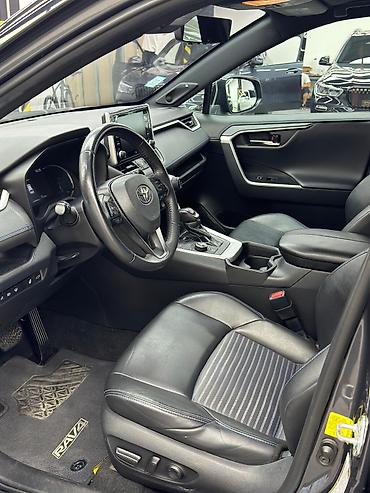 расширители арок: Toyota RAV4: 2021 г., 2.5 л, Автомат, Гибрид, Кроссовер — 7