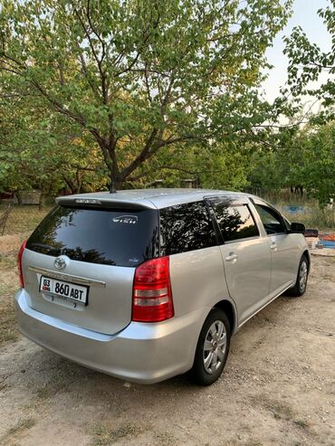 грузовик мерседес: Toyota WISH: 2003 г., Универсал