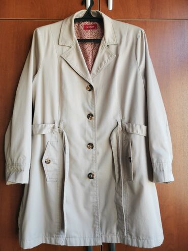 Демисезондук курткалар: Осенняя куртка из хлопка отличного качество. Практичная вещь на каждый