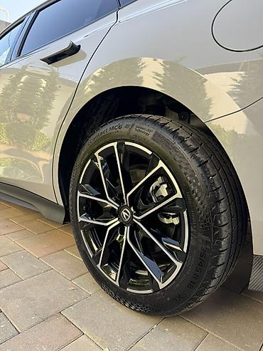 99 maşını: Changan markalı avtomobil rəsmi dilerdən alınıb. 5 il / 150.000 km — 6