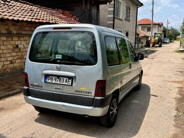 Peugeot Partner: 2 l | 2001 year | 250000 km. Van/Minivan