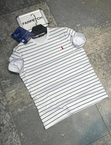 Majice: Muške brendirane majice
Uvoz Turska
s,m,l,xl,2xl — 6