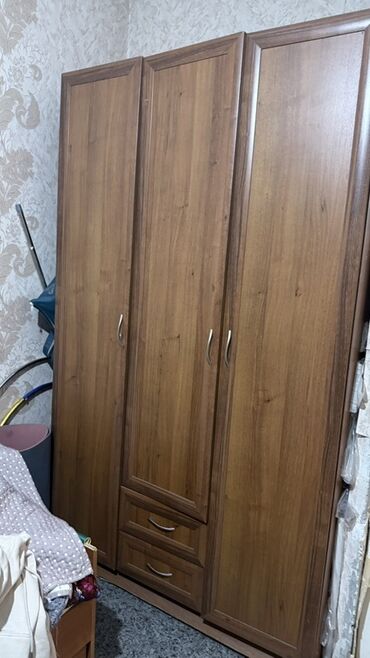жалюзи в рассрочку: Бүктөмө диван, Экилик