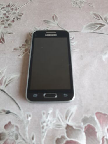 Samsung: Samsung L320, bоја - Crna — 2