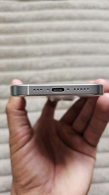 телевизор ч б: IPhone 16 Pro, Б/у, 256 ГБ, White Titanium, Защитное стекло, Чехол, 91 % — 6