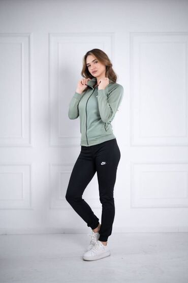 Gornji i donji deo: Nike just do it ženska trenerka Novo Mokra likra veličine s m l xl — 14