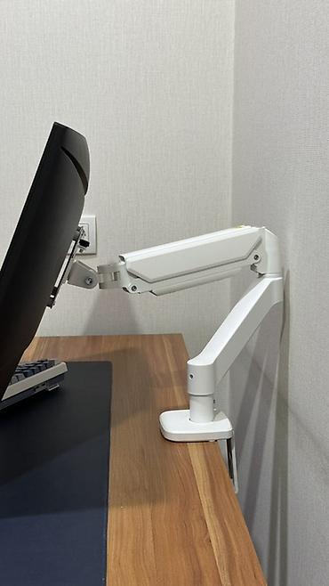 vesa: Кронштейн для монитора Vesa 75x75/100x100 Грузоподъемность до 10 кг — 9