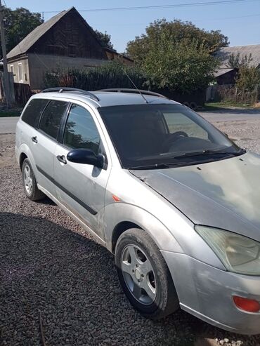 купить трактор мтз 82 бу в москве: Ford Focus: 2000 г., 1.8 л, Механика, Бензин, Универсал