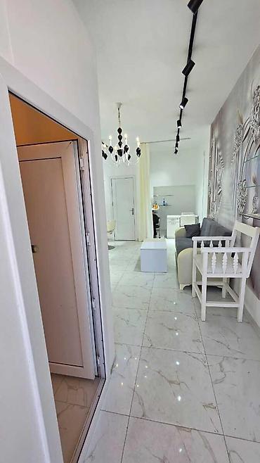 caravan satışı: Satılır obyekt 35 m², Əhmədli m. 155 000 AZN 35 m² Sahə Çıxarış — 8
