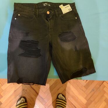 zenska crna bluza: Shorts 2XS (EU 32), color - Black