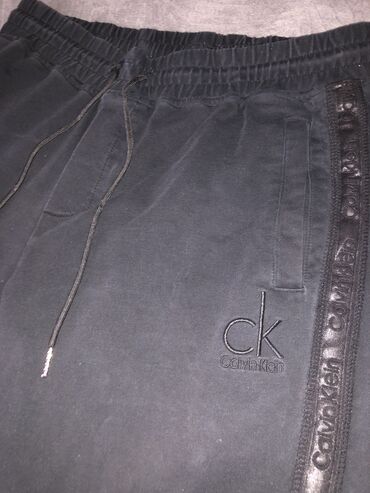 plashhi calvin klein: Срочно продаю брюки Calvin Klein Jeans оригинал !!!