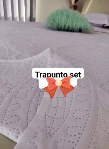 Posteljina: #Prekrivač Trapunto sa 2 - jastučnice Cena 2700 din Akcija traje do — 14