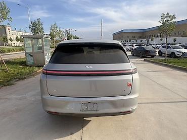 wuling mini ev: Lixiang L7: 2024 г., 1.5 л, Автомат, Гибрид, Кроссовер — 4