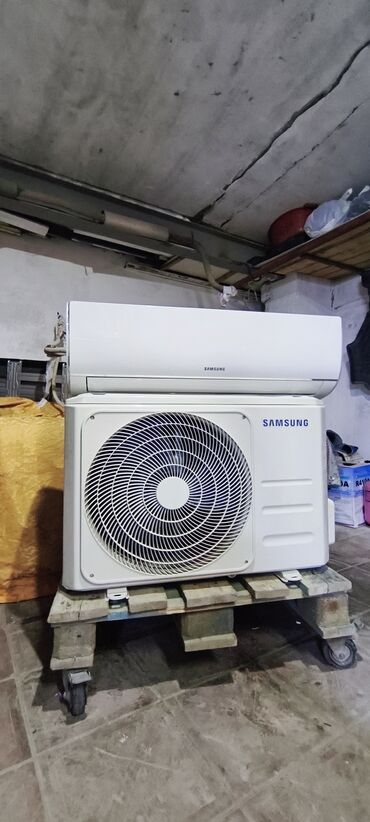 Кондиционеры: Кондиционер Samsung, Б/у, 40-45 м², Сплит-система, Нет кредита, Платная установка
