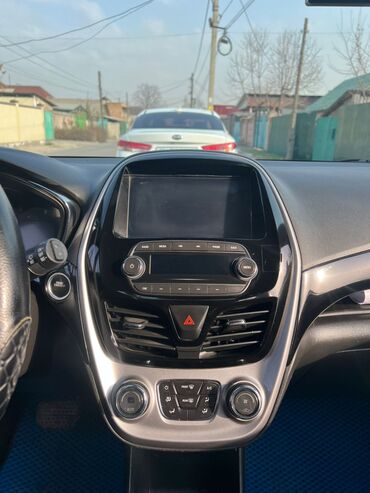 Chevrolet: Chevrolet Spark: 2018 г., 1 л, Вариатор, Бензин, Хэтчбэк — 13