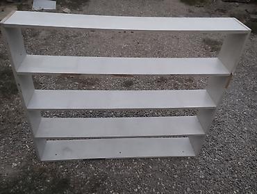 podyum polka: Ağ rəngli açıq rəf sistemi - Material: laminat/LDSP tipli taxta — 1