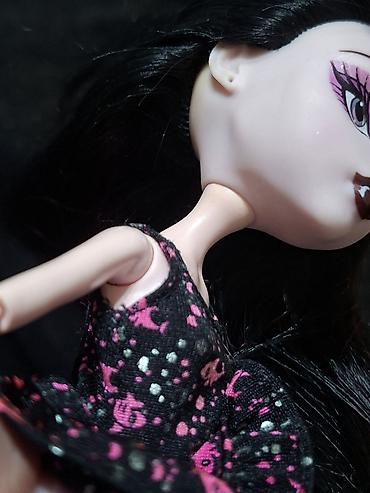 kukla evi: Monster High Draculaura - Brend/istehsalçı: Mattel (başın arxa — 2