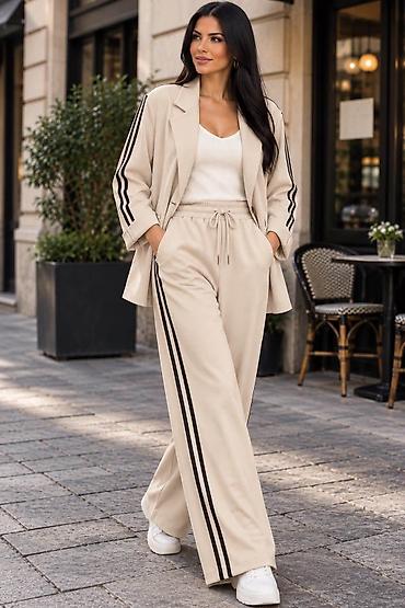 09. Komplet oversize
Cena : 4.100 dinara H