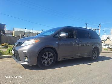 Toyota: Toyota Sienna: 2019 г., 3.5 л, Автомат, Бензин, Минивэн — 3