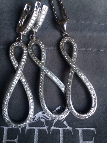 Zərgərlik dəstləri: Dəstə daxildir: Üzük, Kulon, Sep, Gümüş, 925 Əyar -da lalafo.az — 3 Zərgərlik dəstləri: Dəstə daxildir: Üzük, Kulon, Sep, Gümüş, 925 Əyar — 3