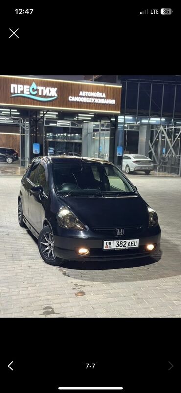 машины ош: Honda Fit: 2003 г., 1.5 л, Вариатор, Бензин, Хетчбек