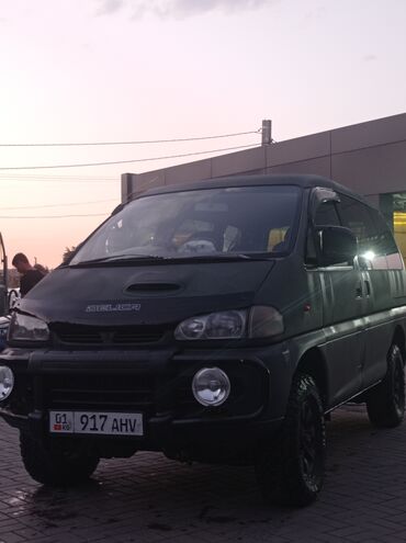машина делика: Mitsubishi Delica 4x4 - Кузов минивэн, высокий клиренс, усиленный