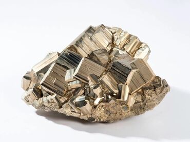 Bijuteriya dəstləri: Hematit daşlardan hazırlanmış bəzək dəsti - Tərkib: metalik parıltılı — 12