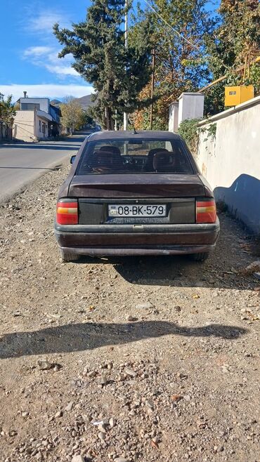 Opel: Opel Vectra: 2 l | 1993 il 500000 km Sedan — 5