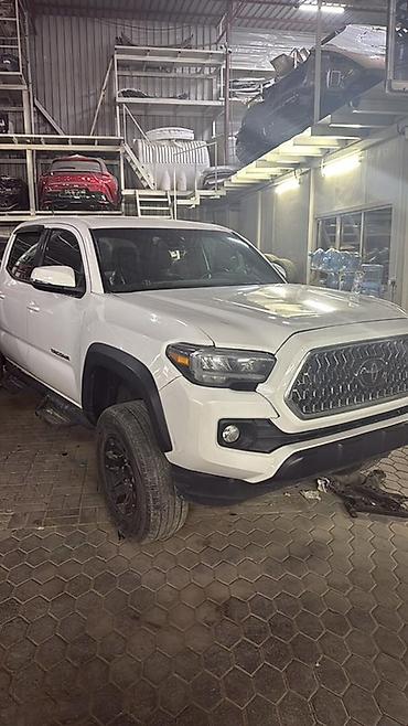 bi led: Фара передняя левая для Toyota Tacoma (поколение 2016–2020 — 2