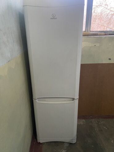 запчас ош: Холодильник Indesit, Б/у, Двухкамерный, De frost (капельный), 60 * 2 * 60