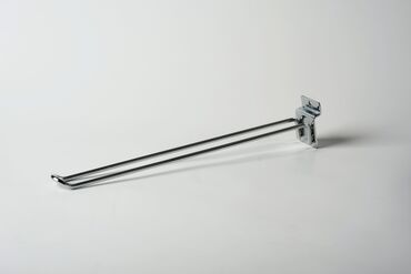 Комплектующие для торгового оборудования: Крючки, кронштейны и полкадержатели для Эконом — 22