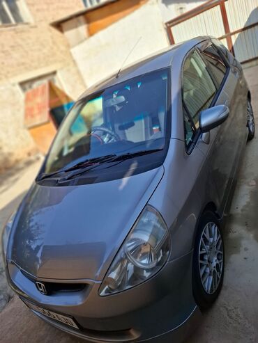 купить багажник на крышу авто в бишкеке: Honda Fit: 2003 г., 1.5 л, Автомат, Бензин, Хетчбек