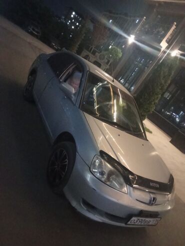 хонда уивик: Honda Civic: 2001 г., 1.3 л, Вариатор, Бензин, Седан