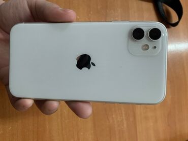 Apple iPhone: IPhone 11, Б/у, 64 ГБ, Белый, Защитное стекло, Чехол, 76 %