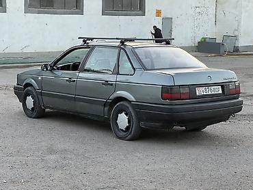 Volkswagen: Volkswagen Passat: 1988 г., 1.8 л, Механика, Бензин, Седан — 2