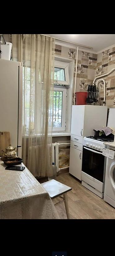 1 bedroom: Сдаю квартиру 6мкр с мебелью техникой квартира с отдельной кухней — 1