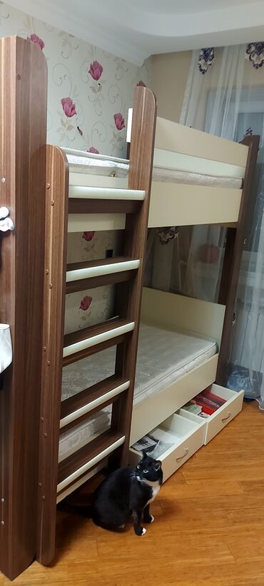 Digər mebel: Oğlan və qız üçün, Çarpayı, Matrassız, Siyirməli, Laminat
