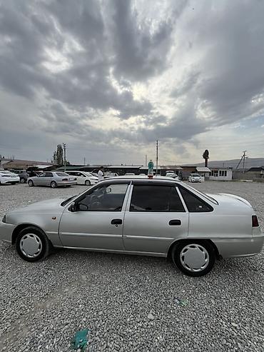 Унаа сатуу: Daewoo Nexia: 2013 г., 1.6 л, Кол менен иштөөчү, Бензин, Седан — 4