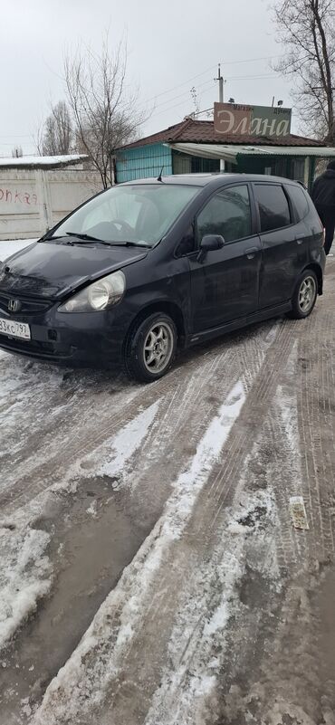 рассрочка авто фит: Honda : 2001 г., 1.3 л, Вариатор, Бензин, Хэтчбэк