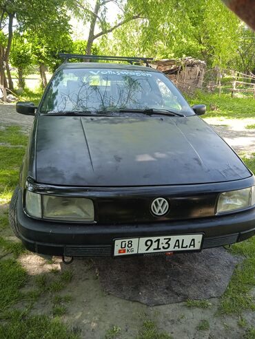 бенвы самурай: Volkswagen Passat: 1989 г., 1.8 л, Механика, Газ, Седан