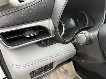 Toyota: Toyota Highlander: 2020 г., Гибрид, Кроссовер — 17
