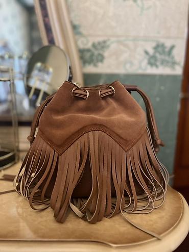 Aksesuarlar: Qəhvəyi saçaqlı çanta - Model: kisə tipli (drawstring) çanta - — 1