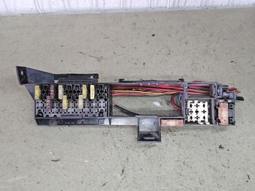 Другие детали электрики авто: Блок предохранителей W210 Mercedes-Benz, 1996г.в. Оригинал б/у, из — 2