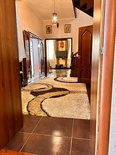 Продажа коттеджей и домов: 6 комнат и более, 300 м², 6 соток, Бишкек, БГУ Агентство недвижимости — 28