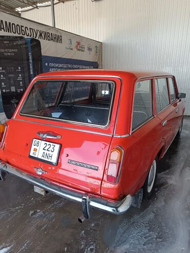 ВАЗ (ЛАДА): ВАЗ (ЛАДА) 2102: 1984 г., 1.2 л, Механика, Бензин, Универсал — 3