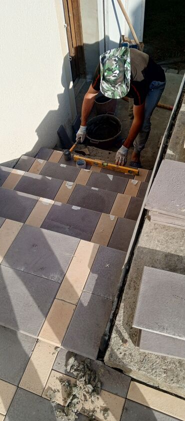 Plitə işləri: Xidmət: Hamam/tualet üçün istilikli döşəmə və kafel-metlax işləri — 12