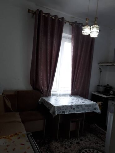 квартира в районе учкун: 1 комната, 50 м², 2 этаж, Старый ремонт